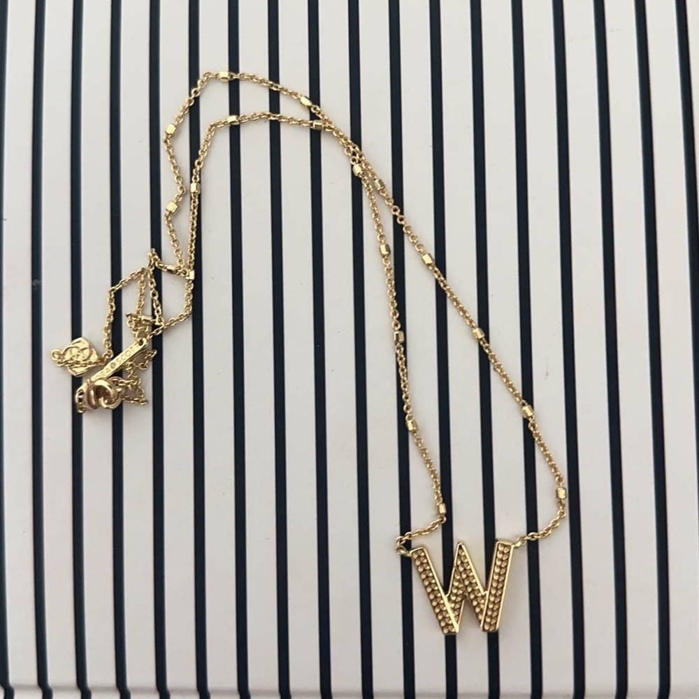 Initial "W" Kendra Scott Necklace